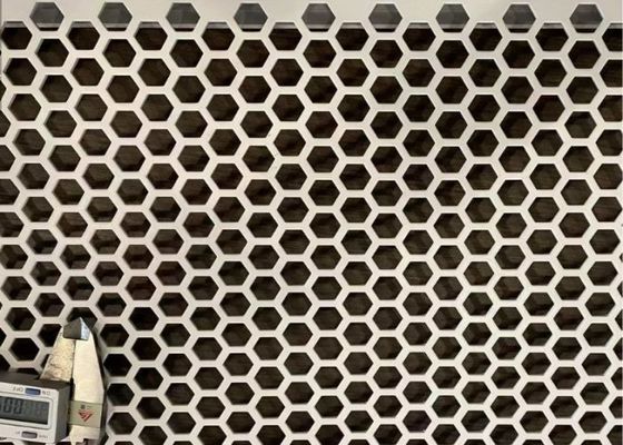 Hexagonal Galvanizing Perforated Stainless Steel Mesh Decoration Construction Material